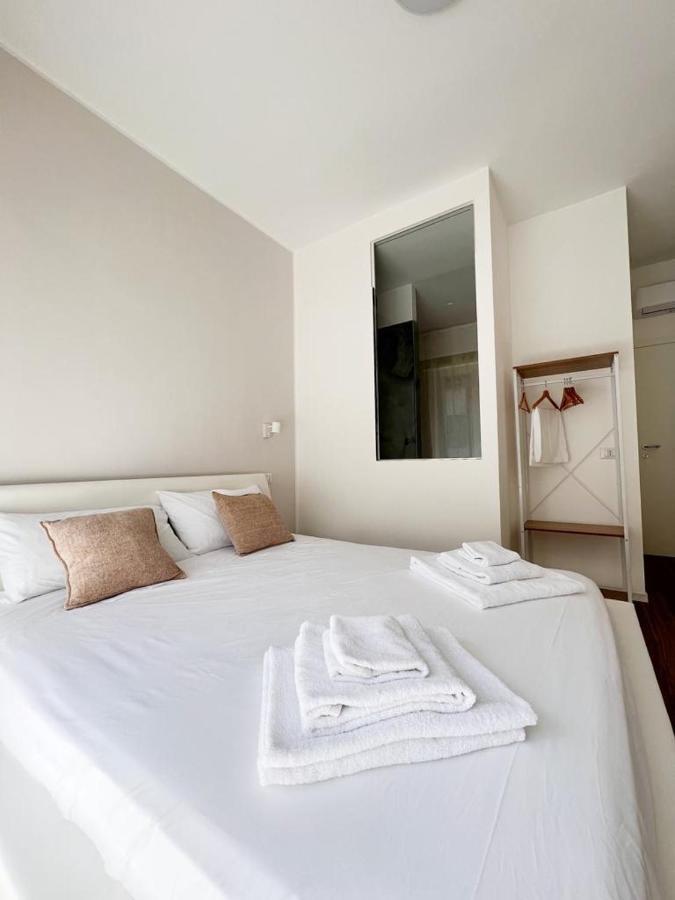 Finella Charming Rooms Bari Buitenkant foto