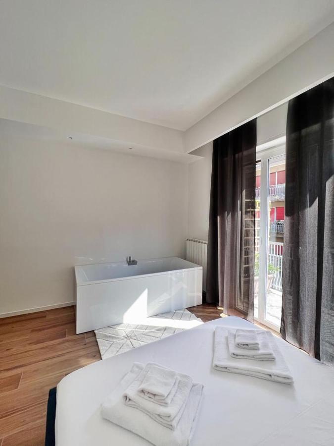 Finella Charming Rooms Bari Buitenkant foto